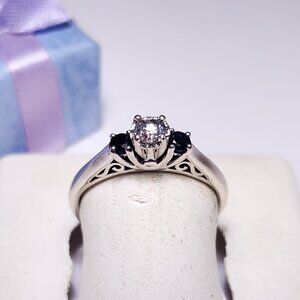 Estate 1/3ctw Natural Rd Diamond & Blue Saph 14Kt WG Scroll Engagement Ring20938